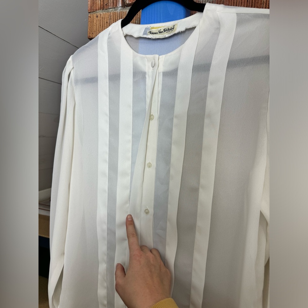Vintage Diane Von Furstenberg Blouse - Picture 2 of 6